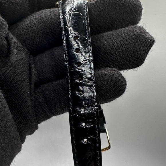 Men’s TIMEX Indiglo 32mm Gold Tone Watch. - Picture 5 of 6